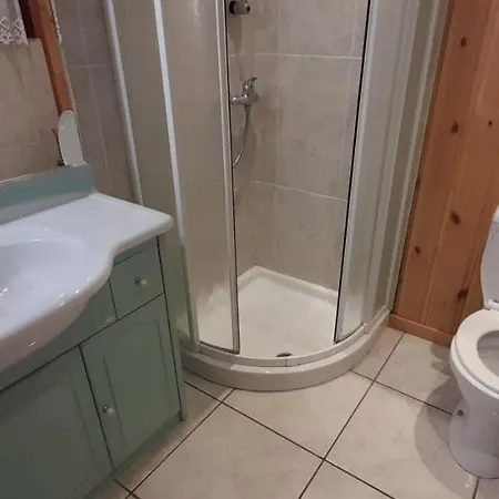 à Louer à La Nuitée Quarto em Acomodações Particulares